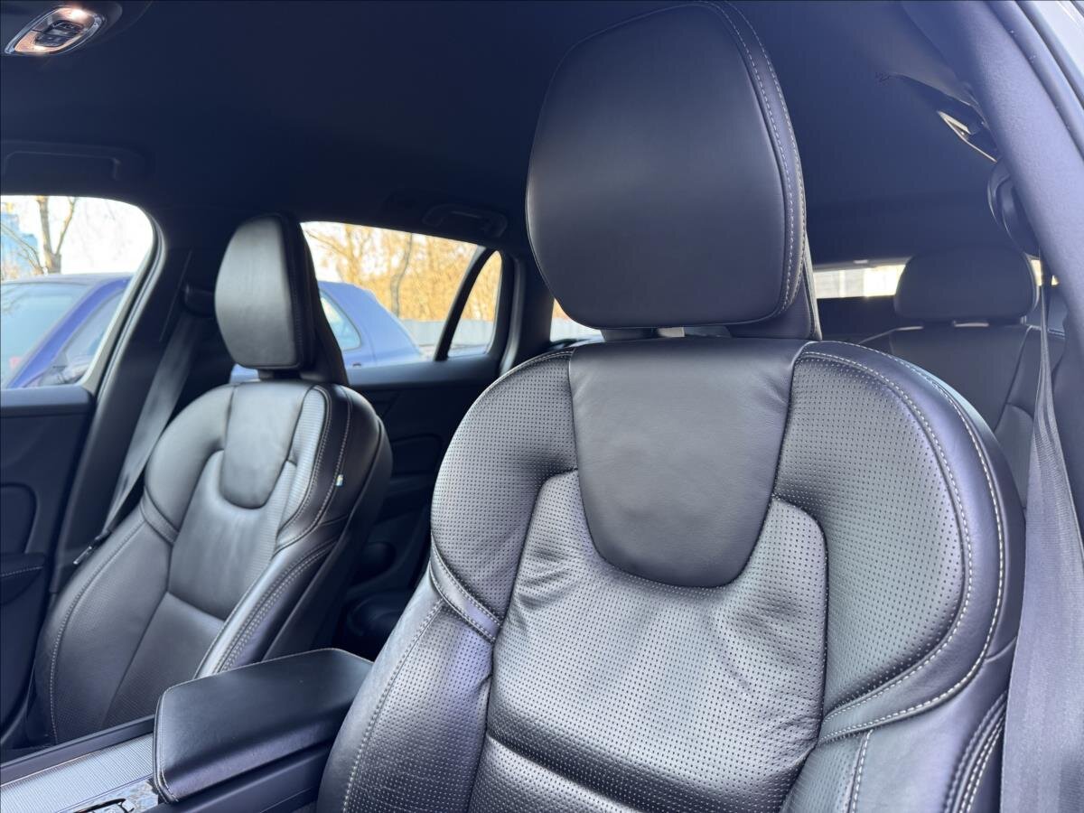 Volvo V60 Kombi 2,0 l 110 kw