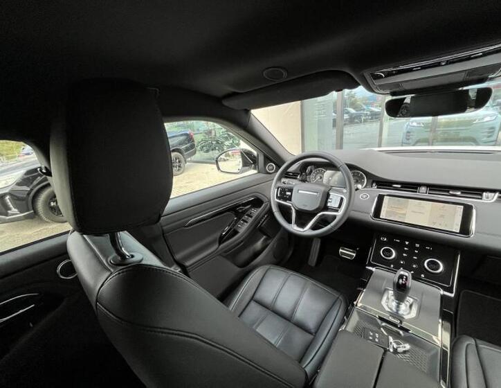 Land Rover Range Rover Evoque 29