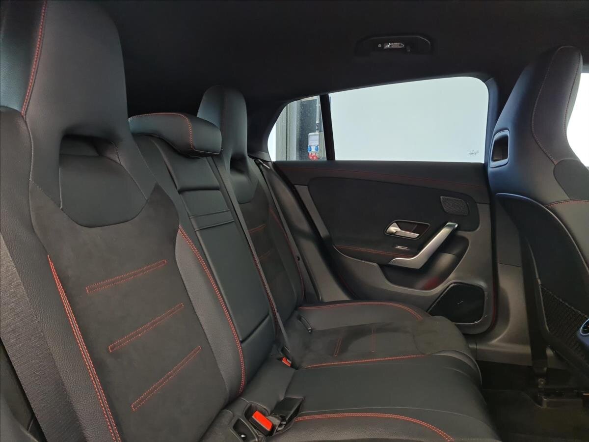 Mercedes-Benz CLA Kombi 1,3 l 120 kw