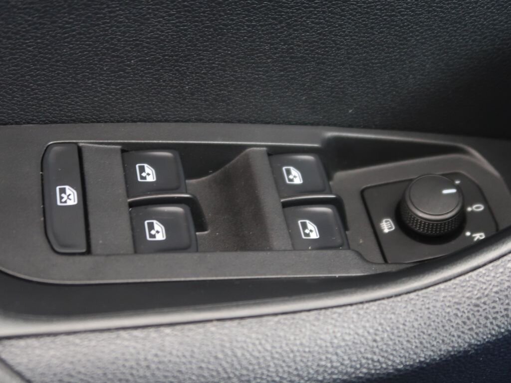 Škoda Karoq Kombi 999,0 85 kw