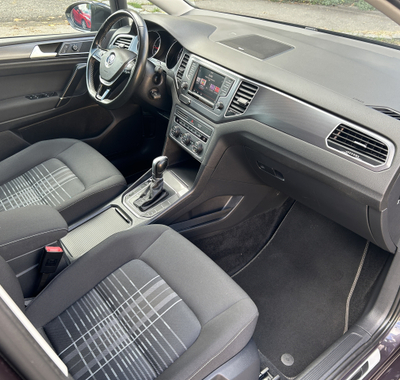 Volkswagen Golf Sportsvan 37