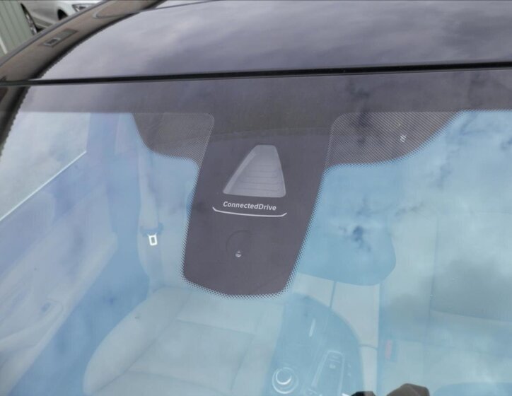 BMW Řada 5 Sedan 3,0 l 230 kw