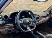 Ferrari F8 Kabriolet 3,9 l 530 kw