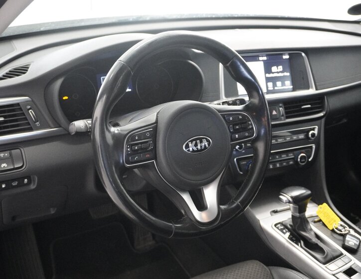 KIA Optima Kombi 2,0 l 151 kw
