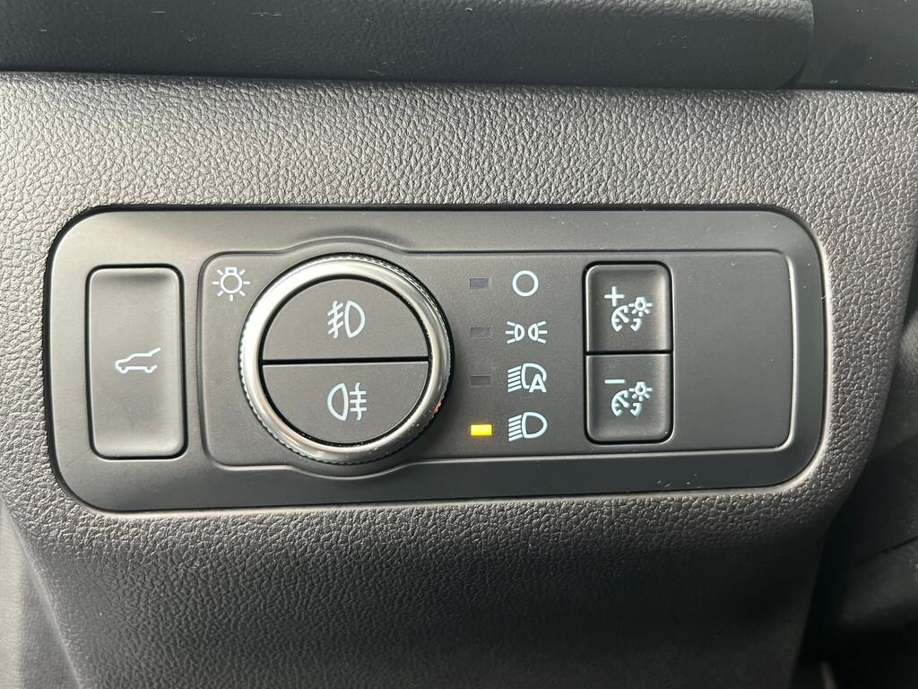 Ford Kuga SUV / Terénní 2,5 l 140 kw