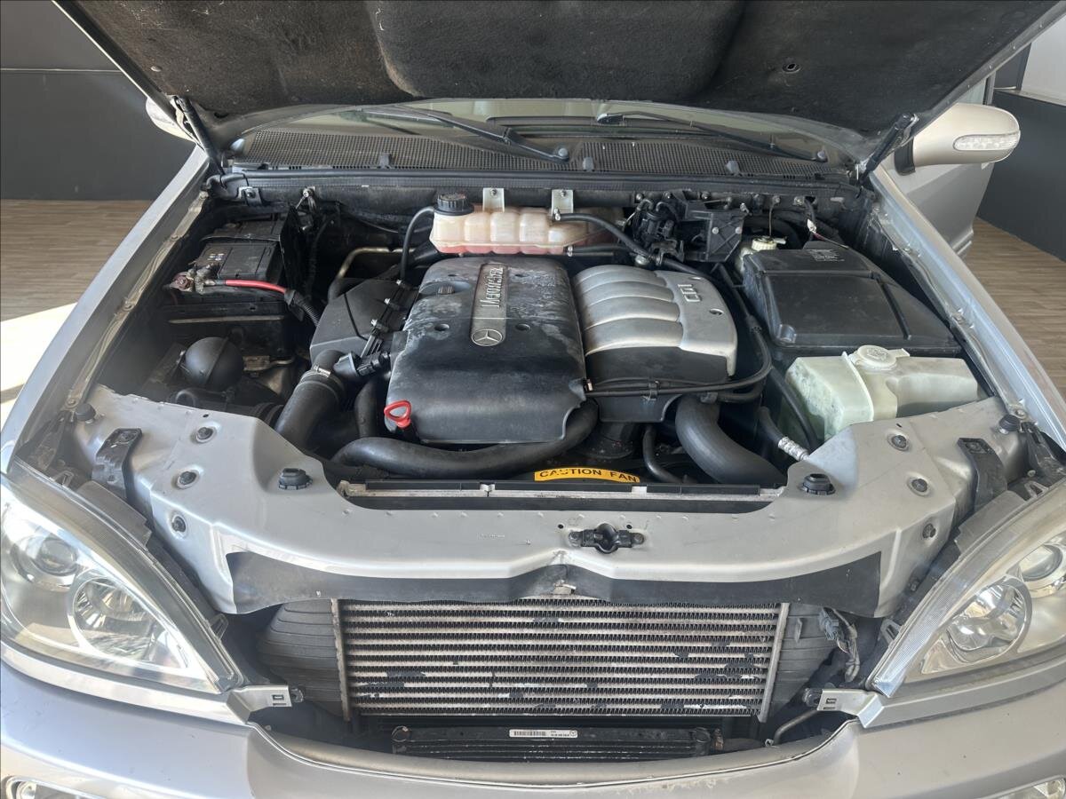 Mercedes-Benz Třídy M SUV 2,7 l 120 kw