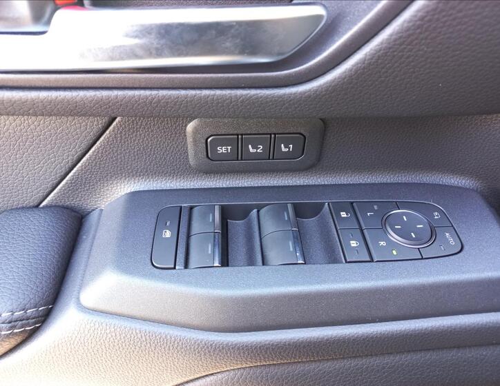 Toyota Land Cruiser 27