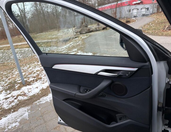 BMW X1 Kombi 2,0 l 140 kw