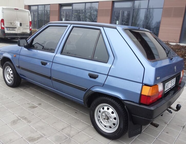 Škoda Favorit 11