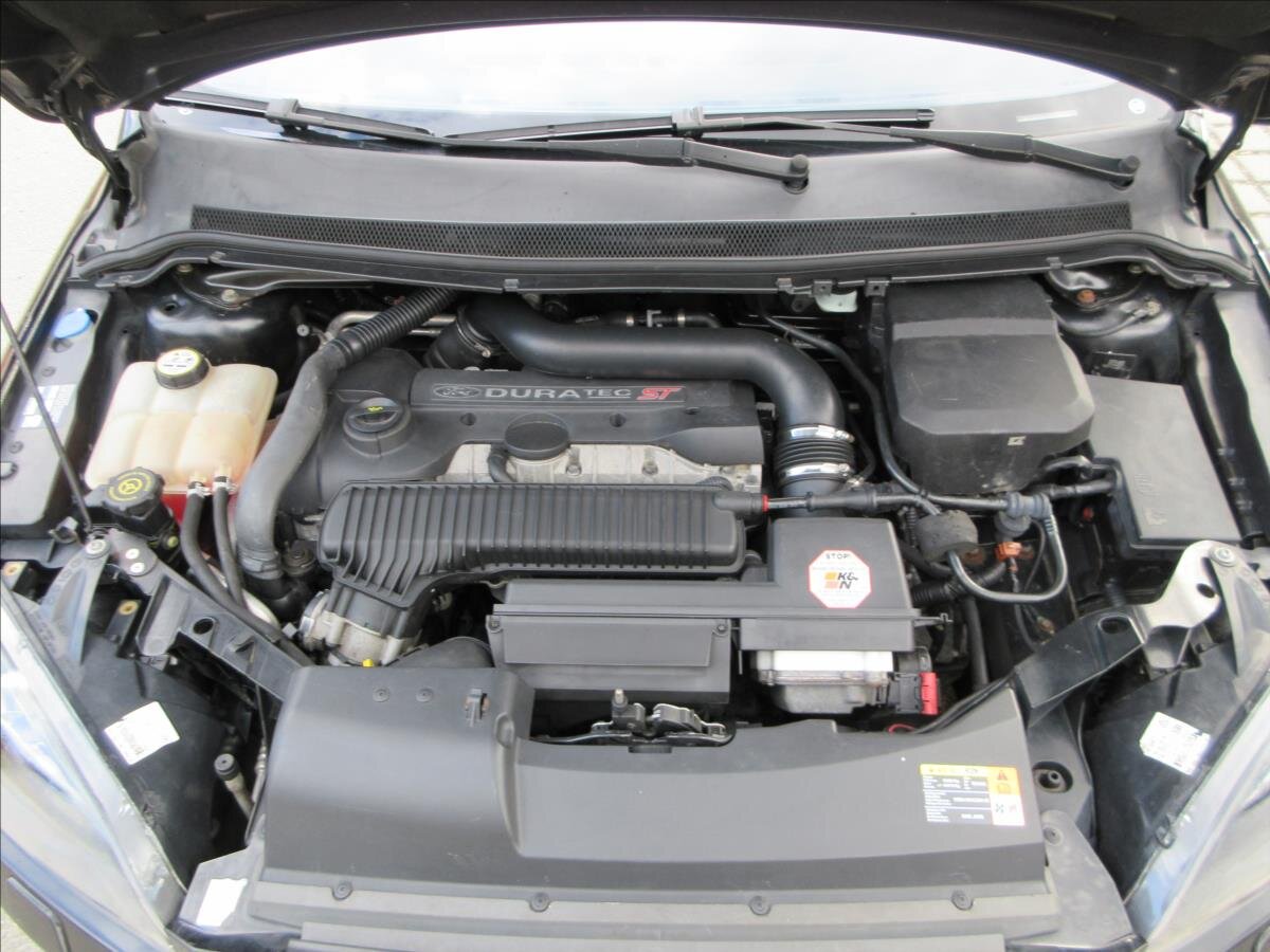 Ford Focus Hatchback 2,5 l 166 kw