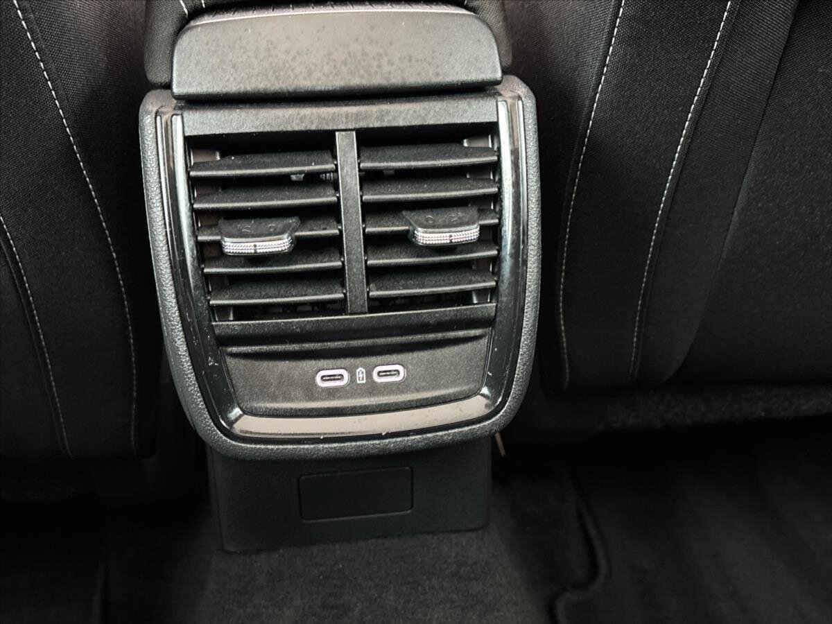 Škoda Scala Hatchback 999,0 85 kw