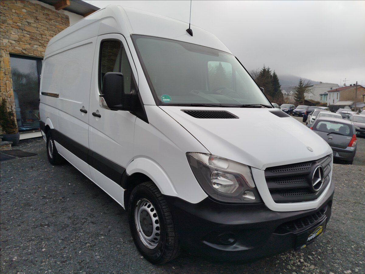 Mercedes-Benz Sprinter Skříň 2,1 l 95 kw
