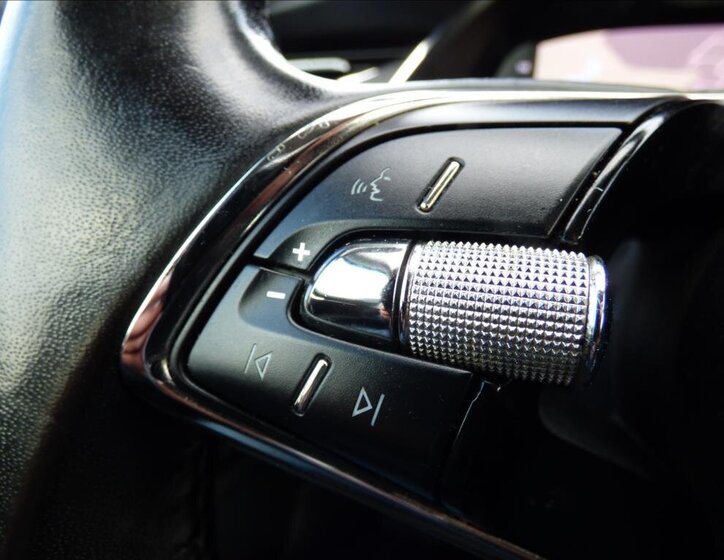 Škoda Octavia Kombi 2,0 l 85 kw