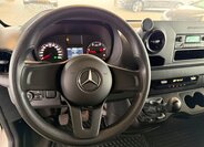Mercedes-Benz Sprinter 12