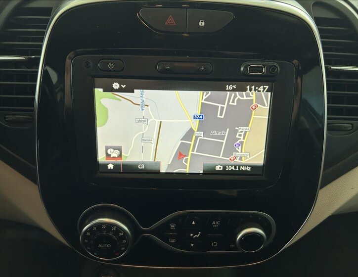 Renault Captur SUV 1,3 l 96 kw