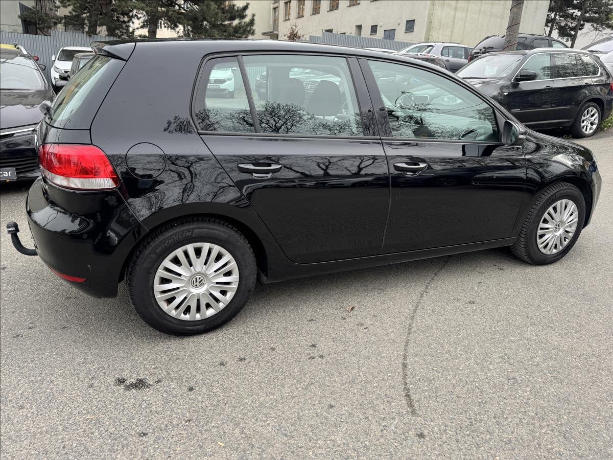 Volkswagen Golf Hatchback 1,6 l 77 kw