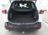 Suzuki Across Kombi 2,5 l 136 kw