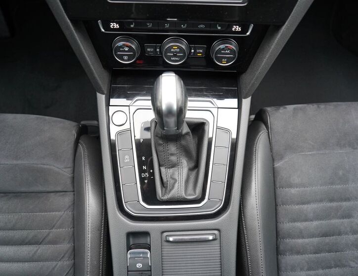 Volkswagen Passat 33