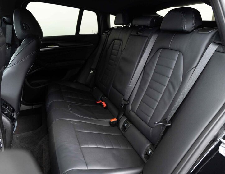 BMW X4 SUV / Terénní 3,0 l 210 kw