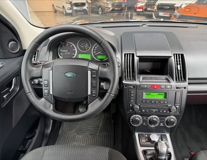 Land Rover Freelander SUV 2,2 l 110 kw