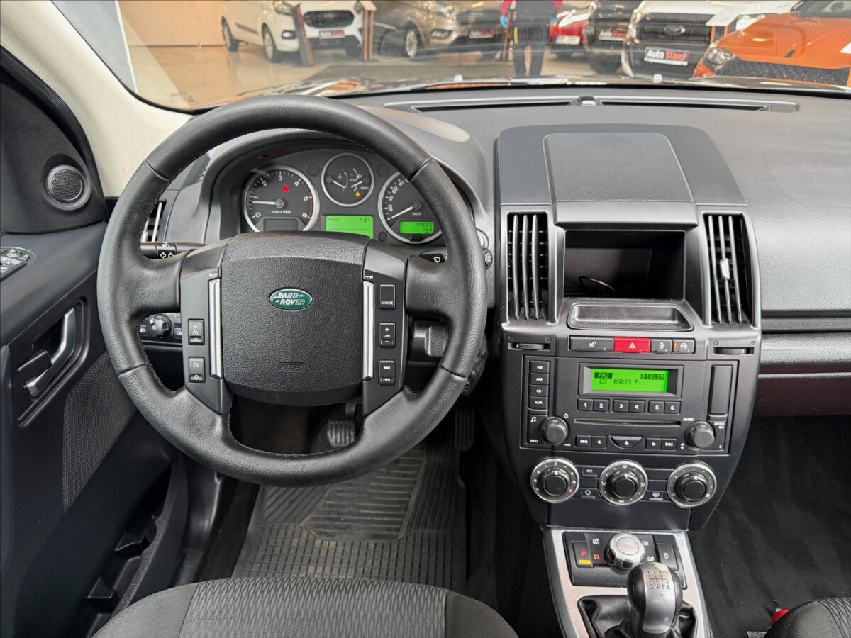 Land Rover Freelander SUV 2,2 l 110 kw