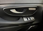 Mercedes-Benz Třídy V 12