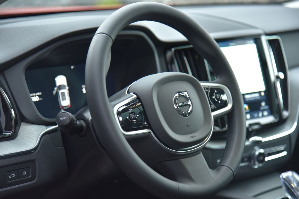 Volvo XC60 SUV / Terénní 2,0 l 186 kw