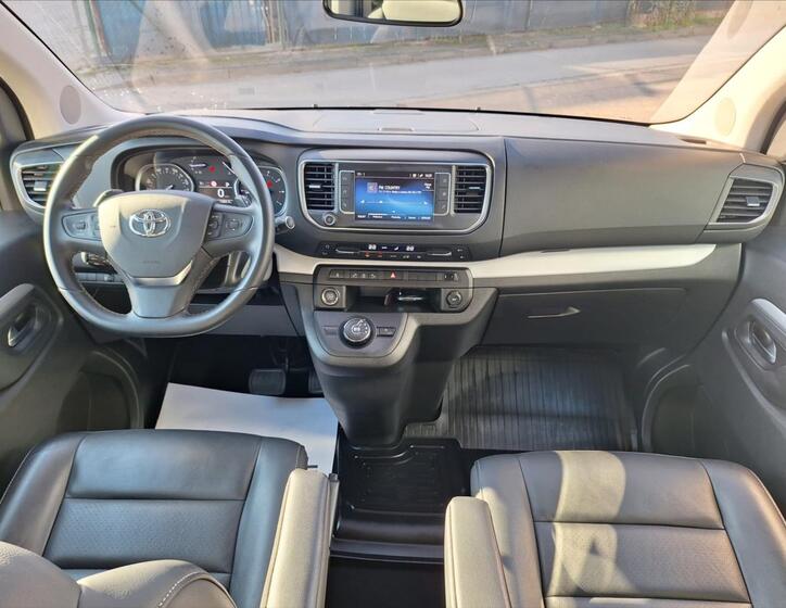 Toyota ProAce Verso 6