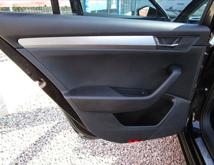 Škoda Superb Kombi 2,0 l 110 kw