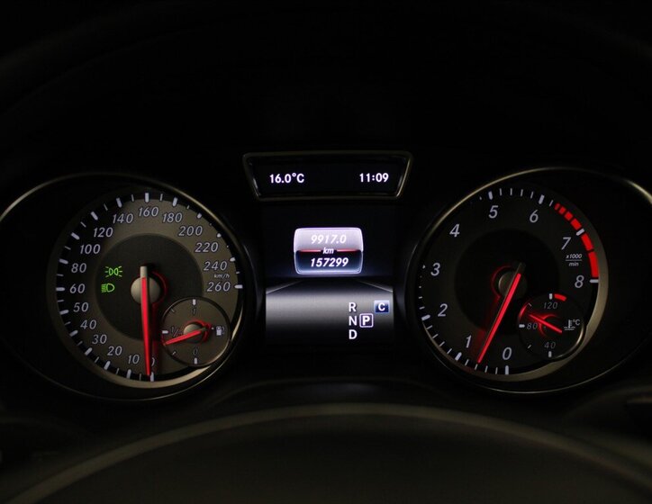 Mercedes-Benz GLA SUV / Terénní 2,0 l 155 kw