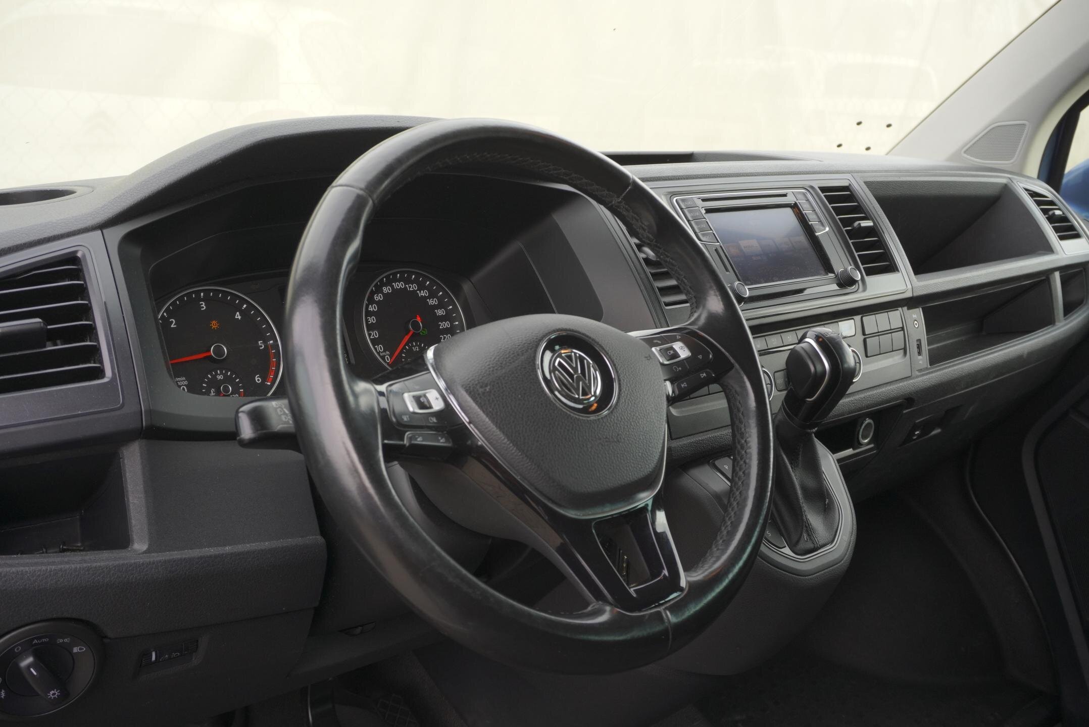 Volkswagen Caravelle