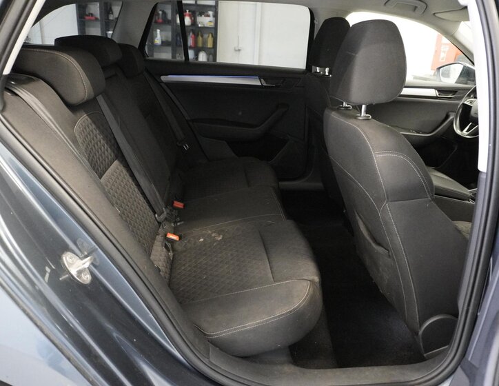 Škoda Superb Kombi 2,0 l 110 kw