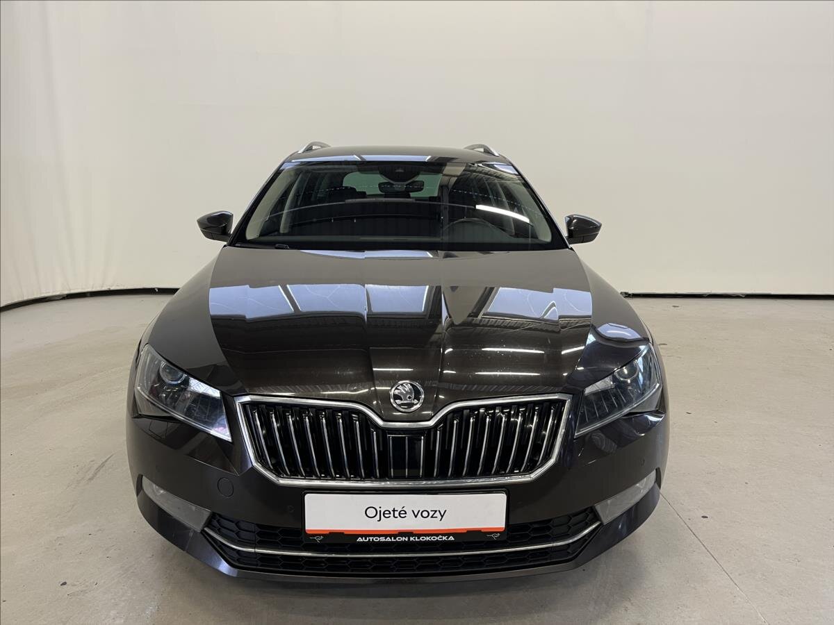 Škoda Superb Kombi 1,6 l 88 kw