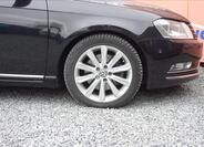 Volkswagen Passat 9