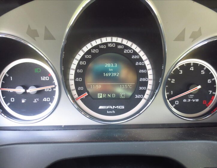 Mercedes-Benz Třídy C Kombi 6,2 l 336 kw