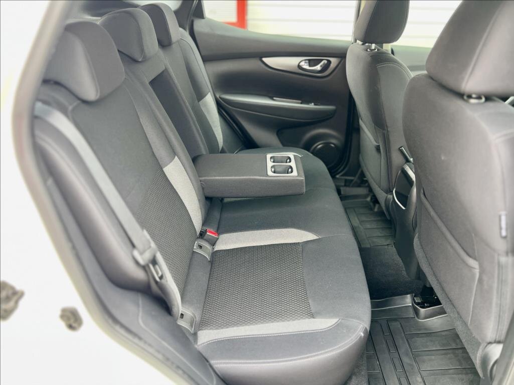 Nissan Qashqai SUV / Terénní 1,5 l 85 kw
