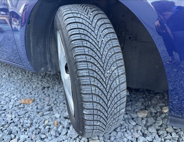 Opel Corsa Hatchback 1,2 l 51 kw