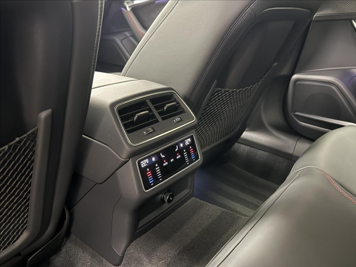 Audi S7 Hatchback 3,0 l 253 kw