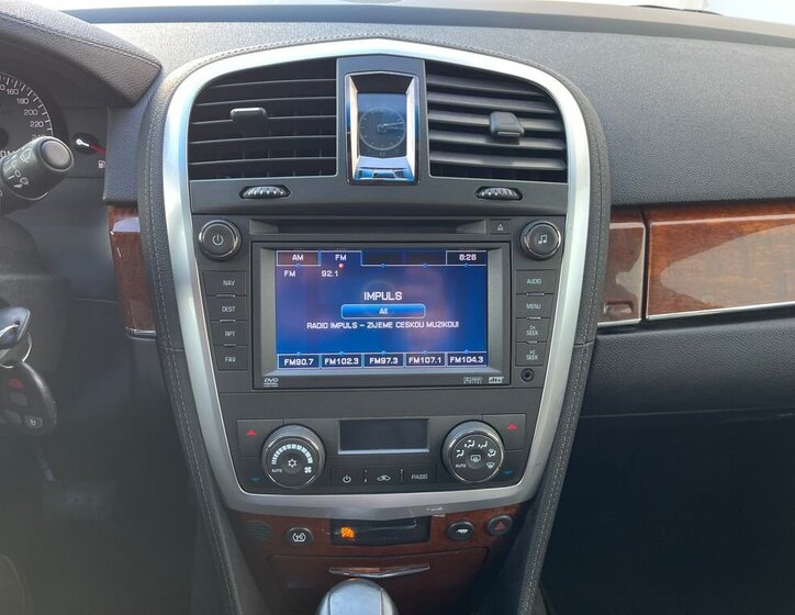 Cadillac SRX SUV 3,6 l 190 kw