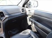 Jeep Grand Cherokee 27