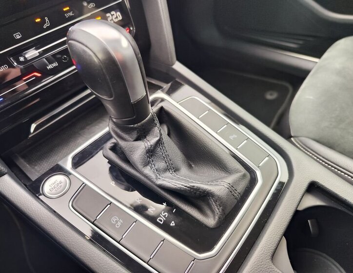 Volkswagen Arteon Kombi 2,0 l 147 kw