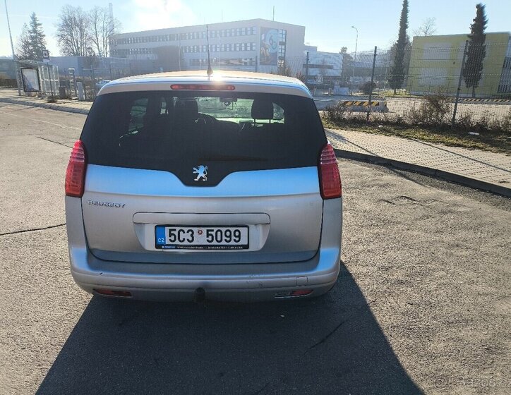Peugeot 5008 MPV 0,0 0