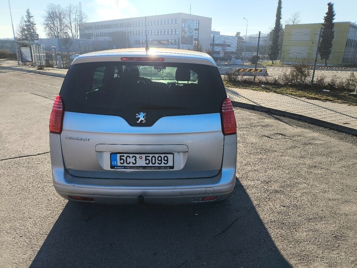 Peugeot 5008 MPV 0,0 0