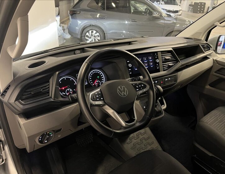 Volkswagen Caravelle Kombi 2,0 l 110 kw