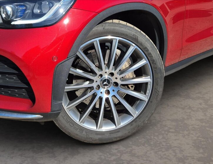 Mercedes-Benz GLC Hatchback 2,0 l 180 kw