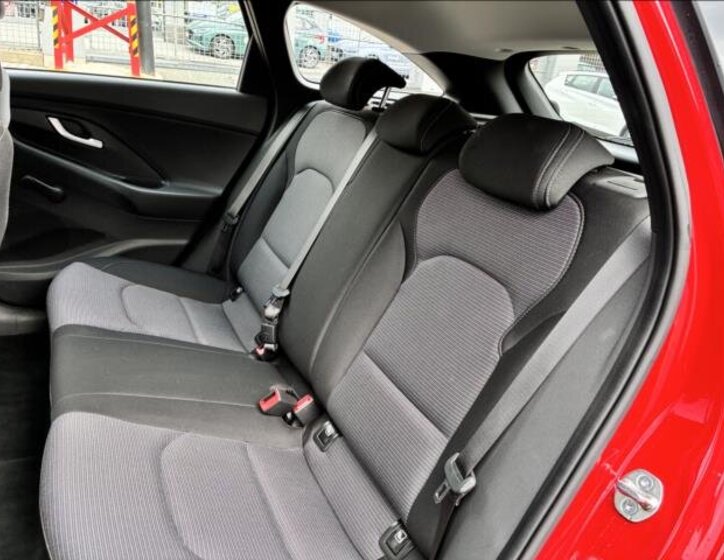 Hyundai i30 Kombi 1,5 l 70 kw