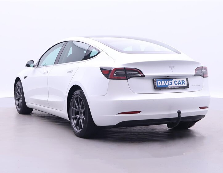 Tesla Model 3 Sedan 0,0 324 kw