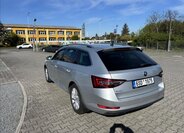 Škoda Superb Kombi 1,5 l 110 kw