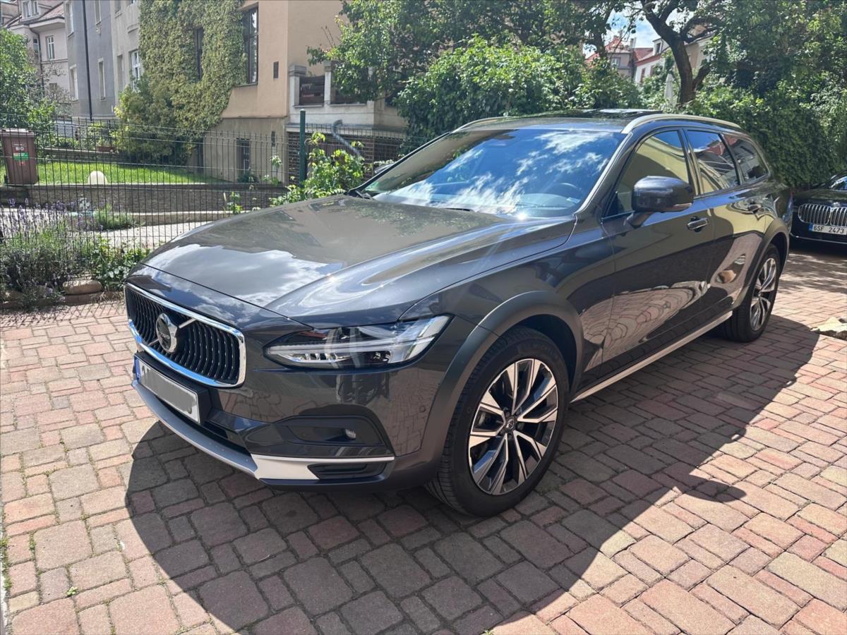 Volvo V90