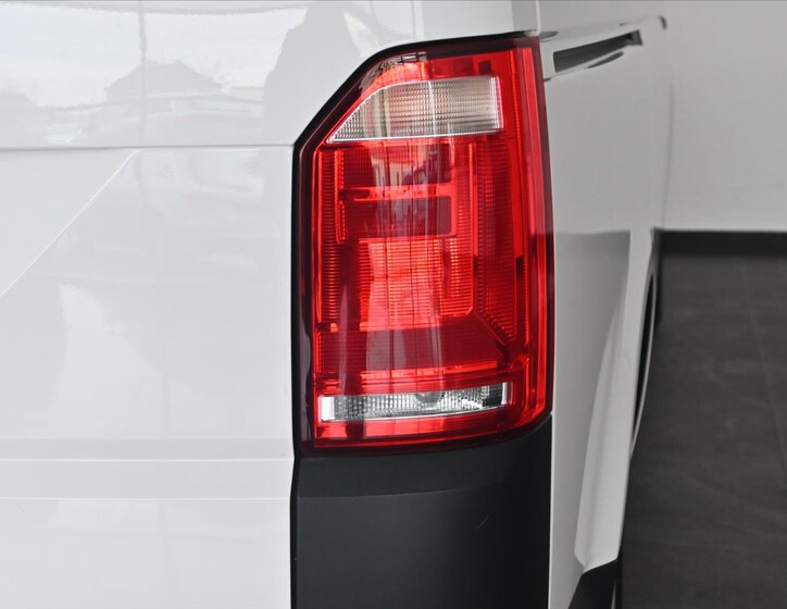 Volkswagen Transporter Skříň 2,0 l 84 kw